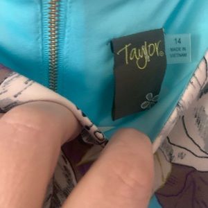 Taylor floral pattern dress